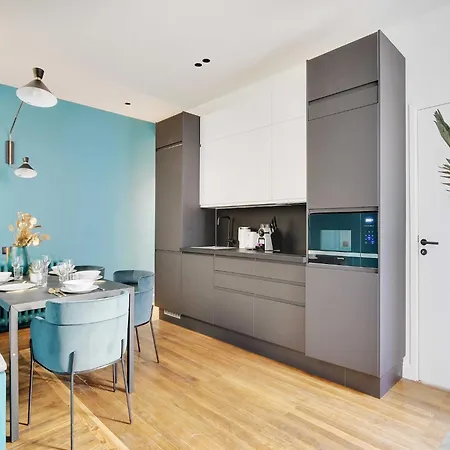 Wonderful Located Near Gare De Lyon *